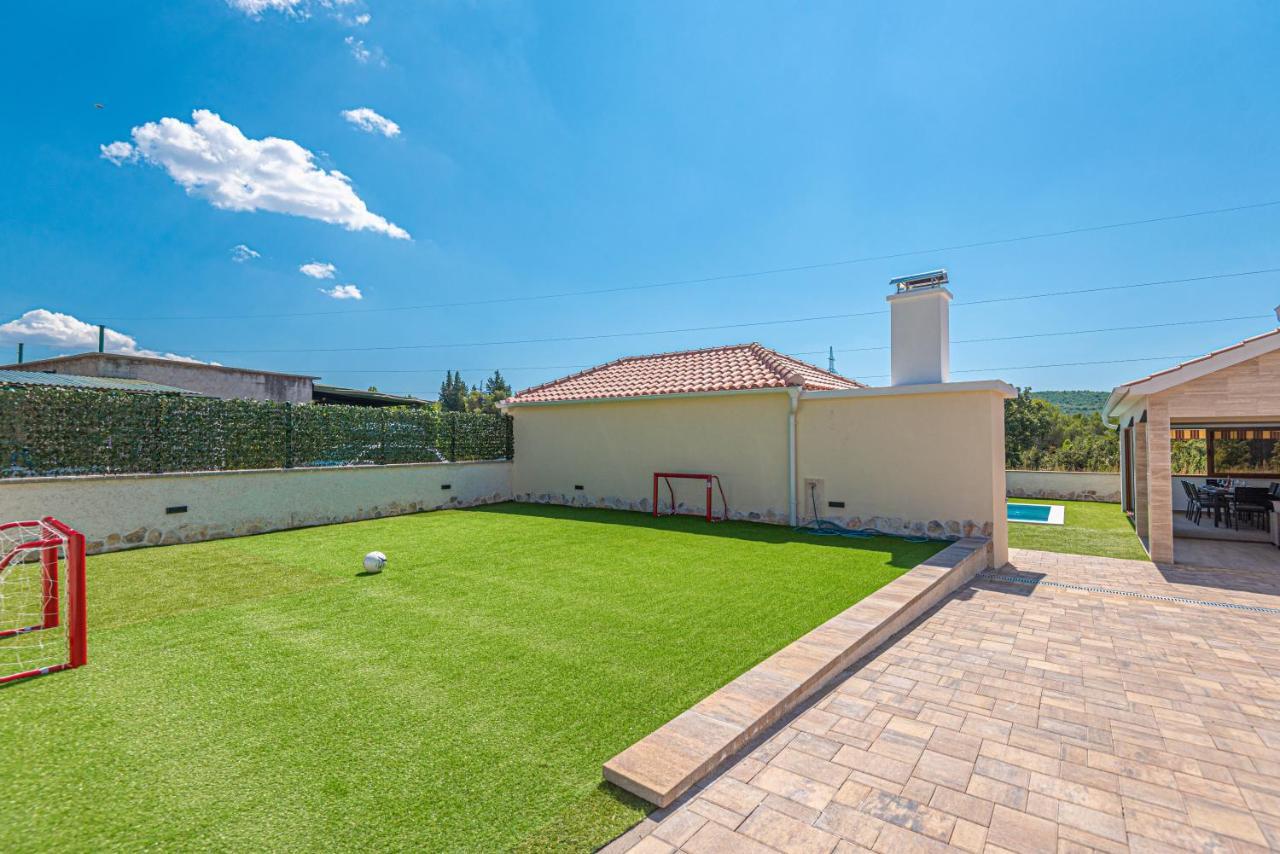 Dubrava  Casa Del Solヴィラ エクステリア 写真